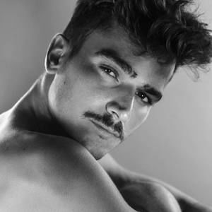 Meet your Posher, Andres